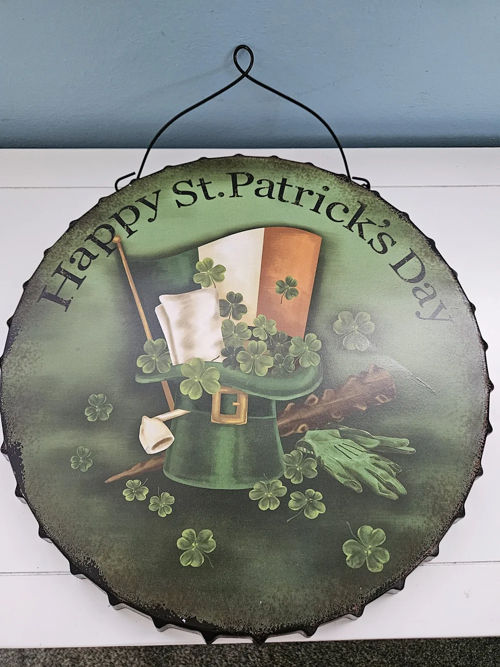 St. Patrick's Day Green 'Cheers' Shamrock Wooden Plaque - Home Decor Bundle